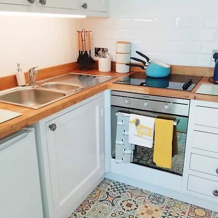 Cosy, Elegant Apartment In Heart Of Ludlow Town Bagian luar foto